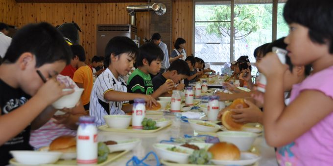 給食の様子